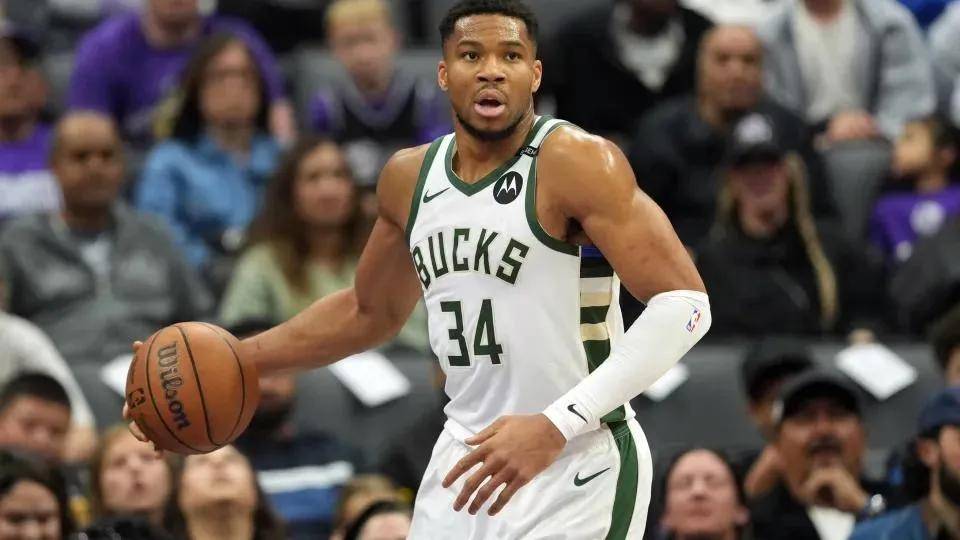 开云体育平台APP-雄鹿双杀公牛，字母哥高效发挥再次三双破百的简单介绍