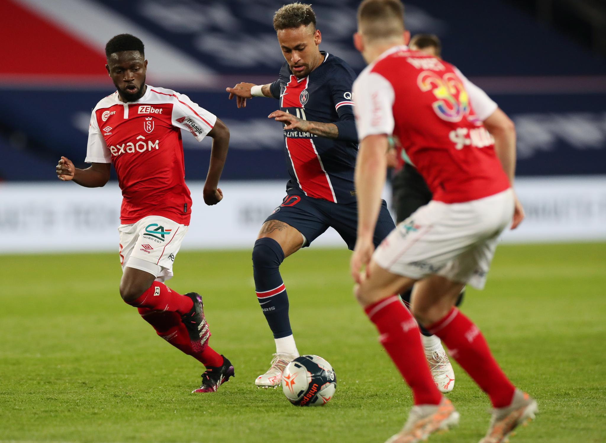 包含梅斯连胜升至法甲积分榜前列的词条 包含梅斯连胜升至法甲积分榜前列的词条