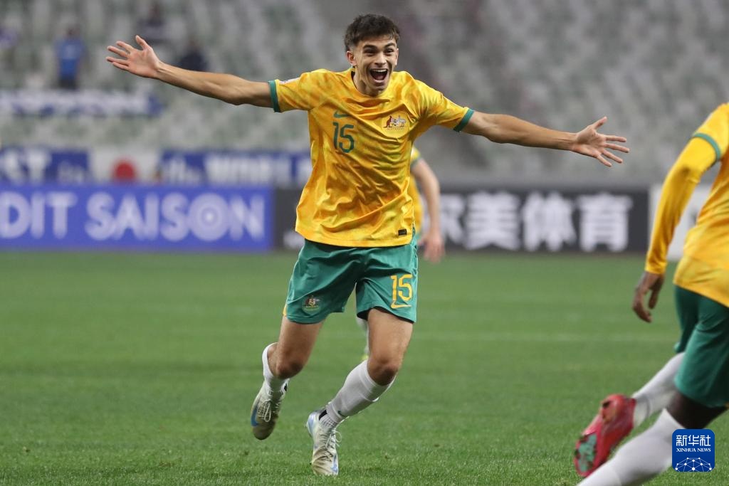 开云sport-包含澳大利亚队获得银牌，队员泪洒领奖台的词条